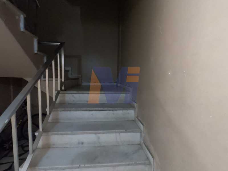 Conheça ESCADA PRÉDIO EM MARMORE do imóvel - Apartamento 2 quartos à venda Vista Alegre, Rio de Janeiro - R$ 265.000 - PCAP20242 - 14 ESCADA PRÉDIO EM MARMORE - Apartamento 2 quartos à venda Vista Alegre, Rio de Janeiro - R$ 265.000 - PCAP20242 - 14
