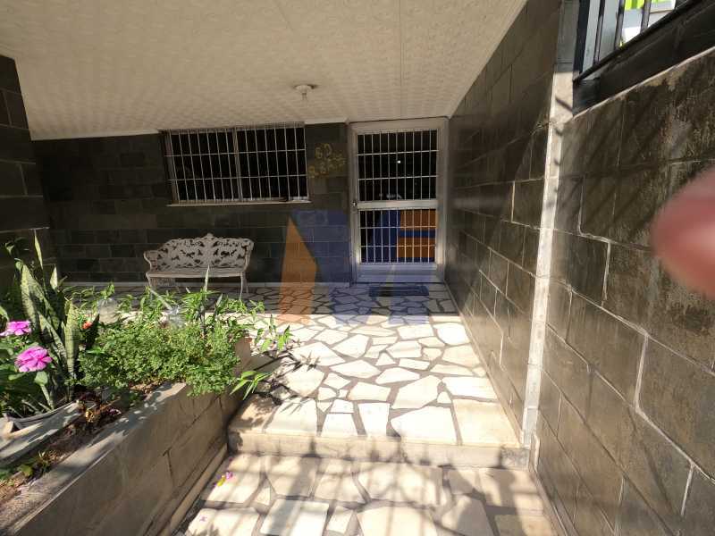 Conheça ENTRADA DO PRÉDIO do imóvel - Apartamento 2 quartos à venda Vista Alegre, Rio de Janeiro - R$ 265.000 - PCAP20242 - 16 ENTRADA DO PRÉDIO - Apartamento 2 quartos à venda Vista Alegre, Rio de Janeiro - R$ 265.000 - PCAP20242 - 16