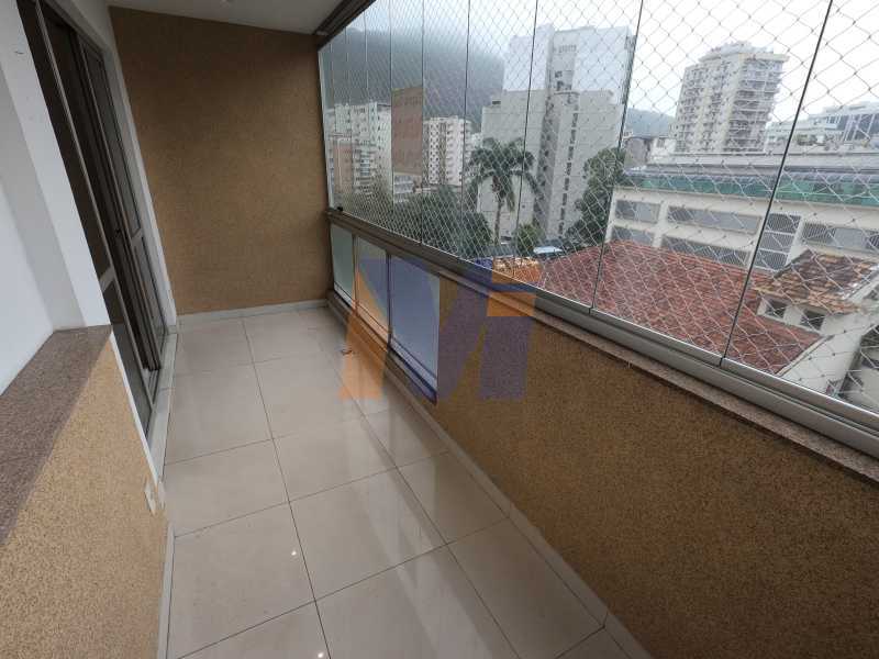 Conheça VARANDA CORTINA VIDRO do imóvel - Apartamento 3 quartos à venda Humaitá, Rio de Janeiro - R$ 1.770.000 - PCAP30077 - 6 VARANDA CORTINA VIDRO - Apartamento 3 quartos à venda Humaitá, Rio de Janeiro - R$ 1.770.000 - PCAP30077 - 6