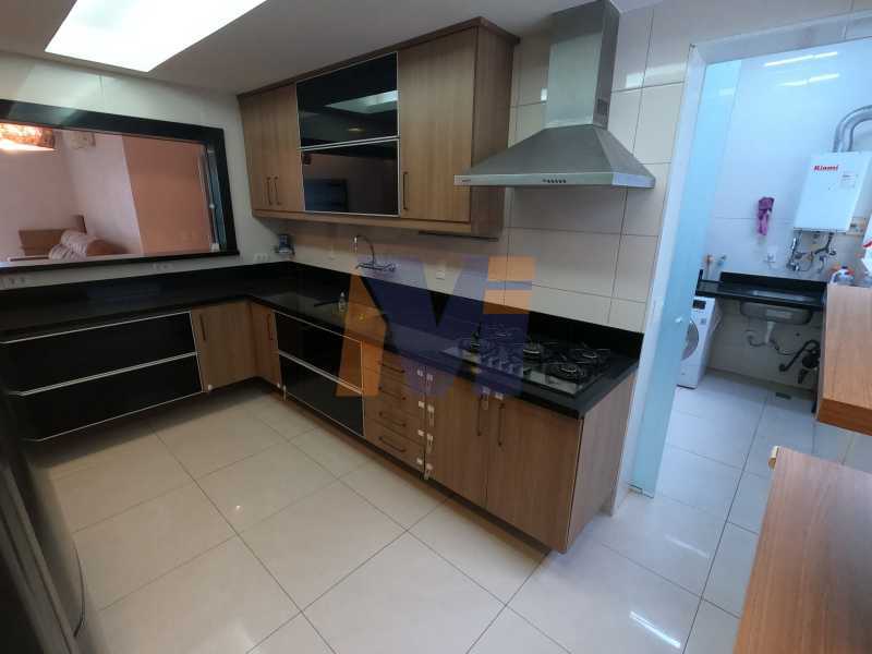 Conheça COZINHA ESPAÇOSA do imóvel - Apartamento 3 quartos à venda Humaitá, Rio de Janeiro - R$ 1.770.000 - PCAP30077 - 12 COZINHA ESPAÇOSA - Apartamento 3 quartos à venda Humaitá, Rio de Janeiro - R$ 1.770.000 - PCAP30077 - 12