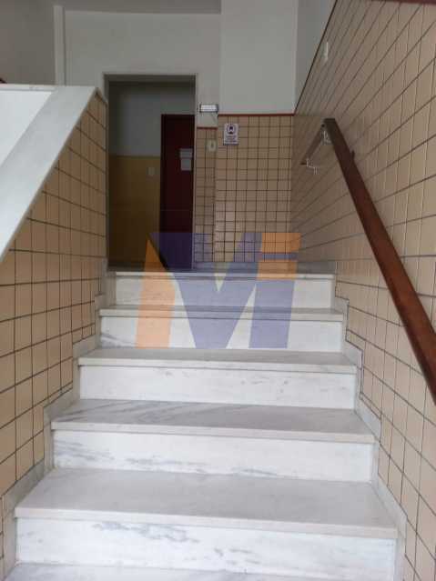 Conheça ESCADAS DO PRÉDIO LARGAS do imóvel - Apartamento 2 quartos à venda Cachambi, Rio de Janeiro - R$ 190.000 - PCAP20271 - 8 ESCADAS DO PRÉDIO LARGAS - Apartamento 2 quartos à venda Cachambi, Rio de Janeiro - R$ 190.000 - PCAP20271 - 8