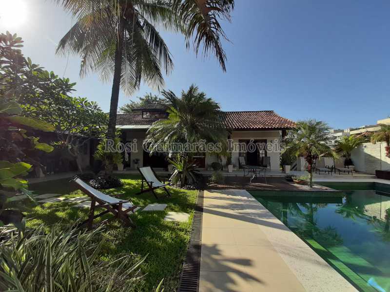 Conheça 20200308_081945 do imóvel - Casa em Condomínio Estrada Pau-Ferro,Freguesia (Jacarepaguá), Rio de Janeiro, RJ À Venda, 3 Quartos, 341m² - FRCN30033 - 17 20200308_081945 - Casa em Condomínio Estrada Pau-Ferro,Freguesia (Jacarepaguá), Rio de Janeiro, RJ À Venda, 3 Quartos, 341m² - FRCN30033 - 17
