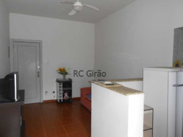 Conheça 2 do imóvel - Copacabana, quarto e sala legítimo, posto 4. - GIAP10153 - 3 2 - Copacabana, quarto e sala legítimo, posto 4. - GIAP10153 - 3