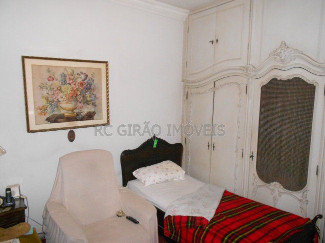 Conheça 6 do imóvel - Cinco de Julho, Ponto Nobre, Prédio Imponente Excelente localização, apartamento com elevador privativo, fundos, silencioso, ótima vista, todo no original, composto de salão, 03 quartos com armários, 01 banheiro social grande, cozinha, área de serviço, de - GIAP30051 - 7 6 - Cinco de Julho, Ponto Nobre, Prédio Imponente Excelente localização, apartamento com elevador privativo, fundos, silencioso, ótima vista, todo no original, composto de salão, 03 quartos com armários, 01 banheiro social grande, cozinha, área de serviço, de - GIAP30051 - 7