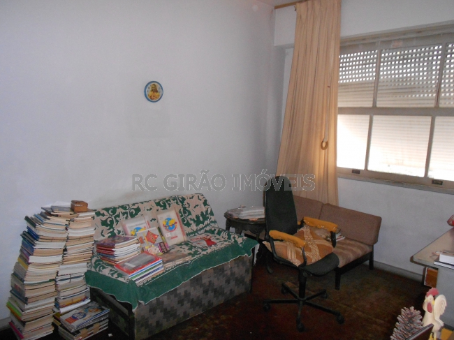 Conheça 9 do imóvel - Cinco de Julho, Ponto Nobre, Prédio Imponente Excelente localização, apartamento com elevador privativo, fundos, silencioso, ótima vista, todo no original, composto de salão, 03 quartos com armários, 01 banheiro social grande, cozinha, área de serviço, de - GIAP30051 - 10 9 - Cinco de Julho, Ponto Nobre, Prédio Imponente Excelente localização, apartamento com elevador privativo, fundos, silencioso, ótima vista, todo no original, composto de salão, 03 quartos com armários, 01 banheiro social grande, cozinha, área de serviço, de - GIAP30051 - 10