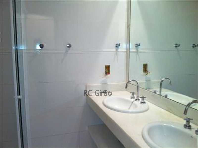 Conheça 4- Banheiro Suite do imóvel - Apartamento Para Alugar - Copacabana - Rio de Janeiro - RJ - GIAP40114 - 17 4- Banheiro Suite - Apartamento Para Alugar - Copacabana - Rio de Janeiro - RJ - GIAP40114 - 17