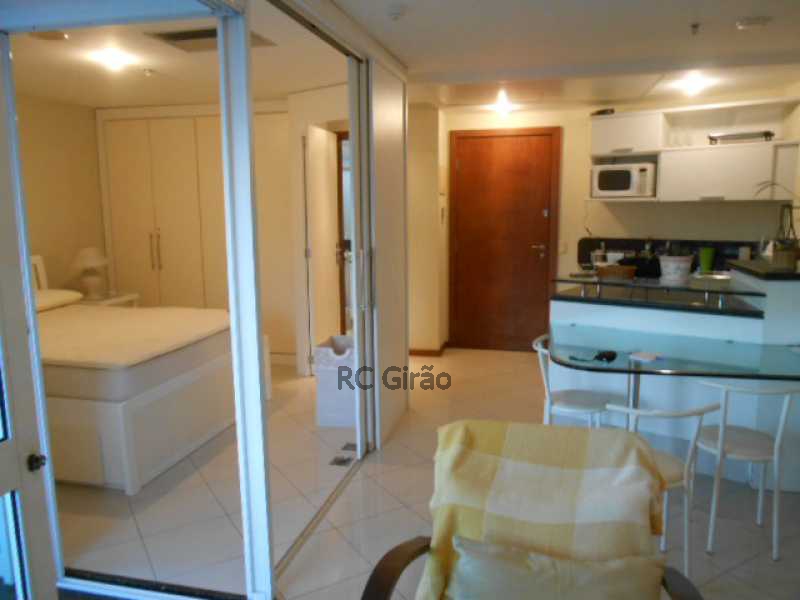 Conheça 10 do imóvel - Flat Para Venda e Aluguel - Barra da Tijuca - Rio de Janeiro - RJ - GIFL10024 - 11 10 - Flat Para Venda e Aluguel - Barra da Tijuca - Rio de Janeiro - RJ - GIFL10024 - 11
