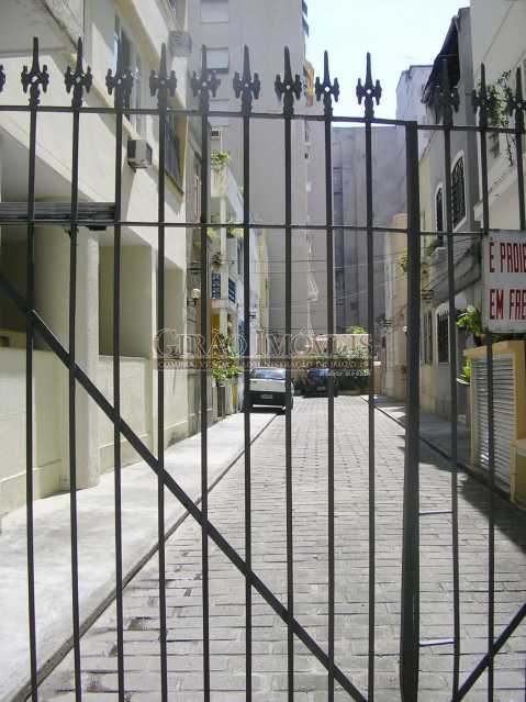 Conheça 4 do imóvel - excelente casa duplex, na melhor vila da zona sul, totalmente segura e independente, 1º Pavimento: Salão em 2 ambientes, lavabo cozinha grande e lavanderia; 2º Pavimento: 2 quartos com armários e banheiro social; 3º Pavimento: terraço com Varanda, 1 suit - GICV30003 - 5 4 - excelente casa duplex, na melhor vila da zona sul, totalmente segura e independente, 1º Pavimento: Salão em 2 ambientes, lavabo cozinha grande e lavanderia; 2º Pavimento: 2 quartos com armários e banheiro social; 3º Pavimento: terraço com Varanda, 1 suit - GICV30003 - 5