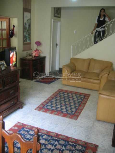 Conheça 7 do imóvel - excelente casa duplex, na melhor vila da zona sul, totalmente segura e independente, 1º Pavimento: Salão em 2 ambientes, lavabo cozinha grande e lavanderia; 2º Pavimento: 2 quartos com armários e banheiro social; 3º Pavimento: terraço com Varanda, 1 suit - GICV30003 - 8 7 - excelente casa duplex, na melhor vila da zona sul, totalmente segura e independente, 1º Pavimento: Salão em 2 ambientes, lavabo cozinha grande e lavanderia; 2º Pavimento: 2 quartos com armários e banheiro social; 3º Pavimento: terraço com Varanda, 1 suit - GICV30003 - 8
