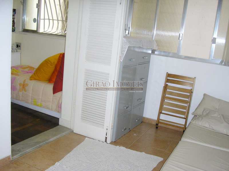 Conheça 13 do imóvel - excelente casa duplex, na melhor vila da zona sul, totalmente segura e independente, 1º Pavimento: Salão em 2 ambientes, lavabo cozinha grande e lavanderia; 2º Pavimento: 2 quartos com armários e banheiro social; 3º Pavimento: terraço com Varanda, 1 suit - GICV30003 - 14 13 - excelente casa duplex, na melhor vila da zona sul, totalmente segura e independente, 1º Pavimento: Salão em 2 ambientes, lavabo cozinha grande e lavanderia; 2º Pavimento: 2 quartos com armários e banheiro social; 3º Pavimento: terraço com Varanda, 1 suit - GICV30003 - 14