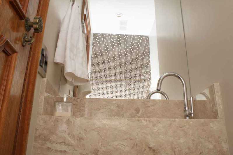 Conheça 6.Lavabo do imóvel - Apartamento À Venda - Copacabana - Rio de Janeiro - RJ - GIAP30766 - 15 6.Lavabo - Apartamento À Venda - Copacabana - Rio de Janeiro - RJ - GIAP30766 - 15
