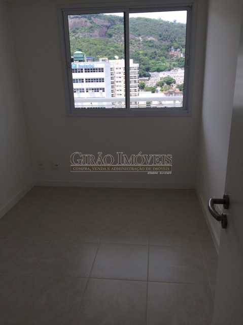 Conheça 4 do imóvel - Excelente Cobertura , em Localização Privilegiada, Proximo a Supermercado, Farmacias, a 5 minutos de Humaitá, Copacabana, a 1o do Jardim Botanico, Toda em Porcelanato de bom Nível, composta de Salão com 2 ambientes, 3 dormitórios, todos com armarios embut - GIAP30780 - 8 4 - Excelente Cobertura , em Localização Privilegiada, Proximo a Supermercado, Farmacias, a 5 minutos de Humaitá, Copacabana, a 1o do Jardim Botanico, Toda em Porcelanato de bom Nível, composta de Salão com 2 ambientes, 3 dormitórios, todos com armarios embut - GIAP30780 - 8