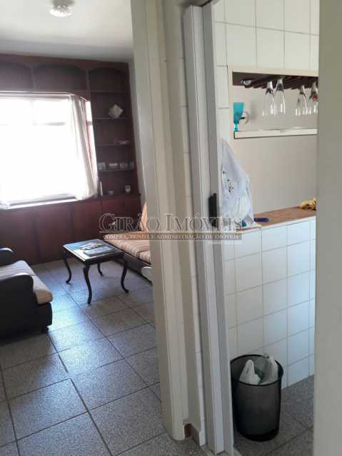 Conheça 10 do imóvel - Vista Livre, Sol da Manhã, desocupado, entregamos imediatamente, Salão Compondo 2 ambientes, 1 de estar e outro de Almoço ou Jantar, Cozinha cabendo Fogão e Geladeira, isso sim é raridadede, Prédio estritamente familiar, com bicicletário, portaria 24 hora - GIAP10367 - 12 10 - Vista Livre, Sol da Manhã, desocupado, entregamos imediatamente, Salão Compondo 2 ambientes, 1 de estar e outro de Almoço ou Jantar, Cozinha cabendo Fogão e Geladeira, isso sim é raridadede, Prédio estritamente familiar, com bicicletário, portaria 24 hora - GIAP10367 - 12
