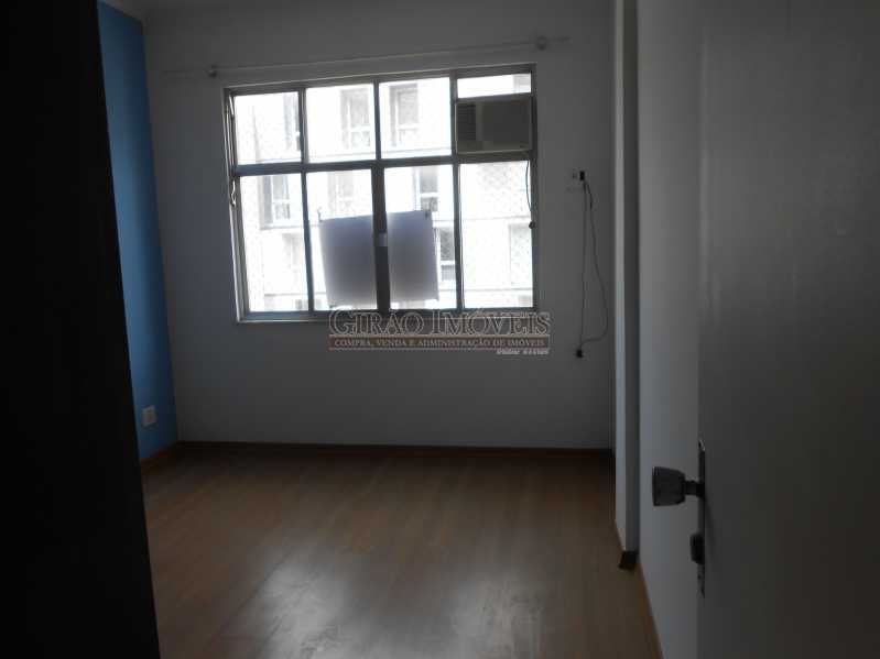 Conheça 4 do imóvel - Excelente apartamento 04 quartos (transformado em 3), frente, sol da manhã, andar alto, ótima localização, 02 por andar, composto por 01 hakk de entrada, salão em 02 ambientes, mais uma sala(quarto revertido), 03 quartos, todos com armários sendo 01 suít - GIAP30810 - 5 4 - Excelente apartamento 04 quartos (transformado em 3), frente, sol da manhã, andar alto, ótima localização, 02 por andar, composto por 01 hakk de entrada, salão em 02 ambientes, mais uma sala(quarto revertido), 03 quartos, todos com armários sendo 01 suít - GIAP30810 - 5