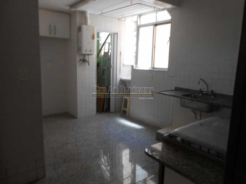 Conheça 15 do imóvel - Excelente apartamento 04 quartos (transformado em 3), frente, sol da manhã, andar alto, ótima localização, 02 por andar, composto por 01 hakk de entrada, salão em 02 ambientes, mais uma sala(quarto revertido), 03 quartos, todos com armários sendo 01 suít - GIAP30810 - 17 15 - Excelente apartamento 04 quartos (transformado em 3), frente, sol da manhã, andar alto, ótima localização, 02 por andar, composto por 01 hakk de entrada, salão em 02 ambientes, mais uma sala(quarto revertido), 03 quartos, todos com armários sendo 01 suít - GIAP30810 - 17