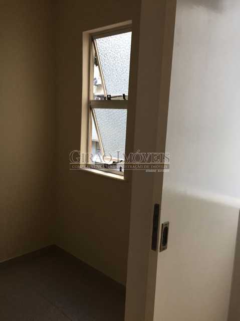 Conheça 7 do imóvel - Apartamento duplex, 63m², todo reformado, composto de sala, 01 suíte, 02 banheiros sociais, cozinha, área de serviço, dependências completas, fundos, silencioso, sol da manhã, prédio com elevador - GIAP10403 - 8 7 - Apartamento duplex, 63m², todo reformado, composto de sala, 01 suíte, 02 banheiros sociais, cozinha, área de serviço, dependências completas, fundos, silencioso, sol da manhã, prédio com elevador - GIAP10403 - 8