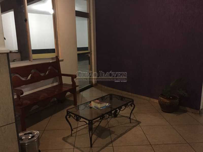 Conheça 13 do imóvel - Apartamento duplex, 63m², todo reformado, composto de sala, 01 suíte, 02 banheiros sociais, cozinha, área de serviço, dependências completas, fundos, silencioso, sol da manhã, prédio com elevador - GIAP10403 - 22 13 - Apartamento duplex, 63m², todo reformado, composto de sala, 01 suíte, 02 banheiros sociais, cozinha, área de serviço, dependências completas, fundos, silencioso, sol da manhã, prédio com elevador - GIAP10403 - 22