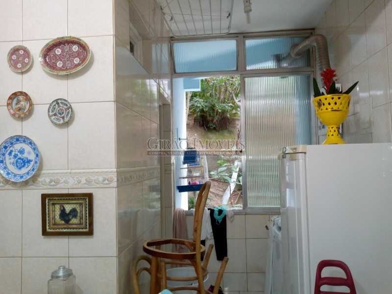 Conheça 11 do imóvel - Ótima colado na praia, próximo ao metrô Arcoverde, prédio de arquitetura privilegiada. Apartamento espaçoso, armários em todos os 03 quartos, cozinha repleta de armários, 02 banheiros sociais, podendo fazer suíte e closet. Um dos quartos é enorme, poden - GIAP30851 - 12 11 - Ótima colado na praia, próximo ao metrô Arcoverde, prédio de arquitetura privilegiada. Apartamento espaçoso, armários em todos os 03 quartos, cozinha repleta de armários, 02 banheiros sociais, podendo fazer suíte e closet. Um dos quartos é enorme, poden - GIAP30851 - 12
