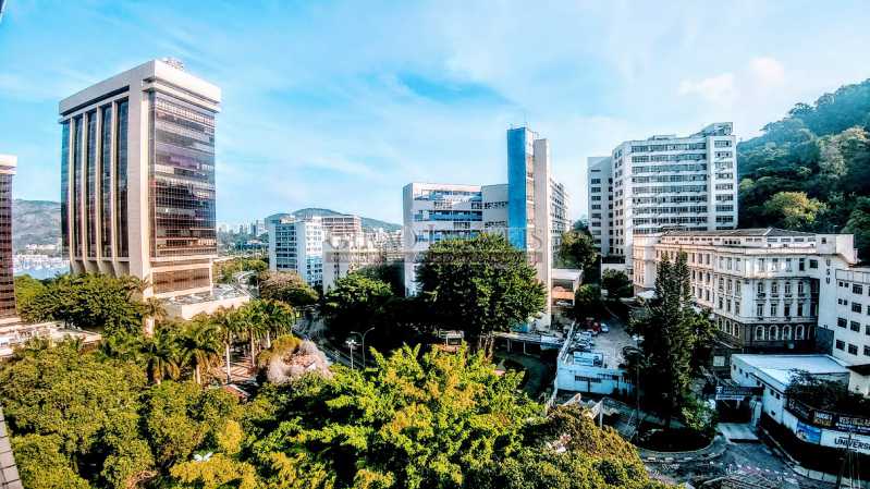 Conheça 20180723_145547_HDR do imóvel - Apto com vista parcial mar,vazio,claro e bem dividido. Sala ampla,2 quartos,dependência,1 vaga de garagem - GIAP20773 - 3 20180723_145547_HDR - Apto com vista parcial mar,vazio,claro e bem dividido. Sala ampla,2 quartos,dependência,1 vaga de garagem - GIAP20773 - 3