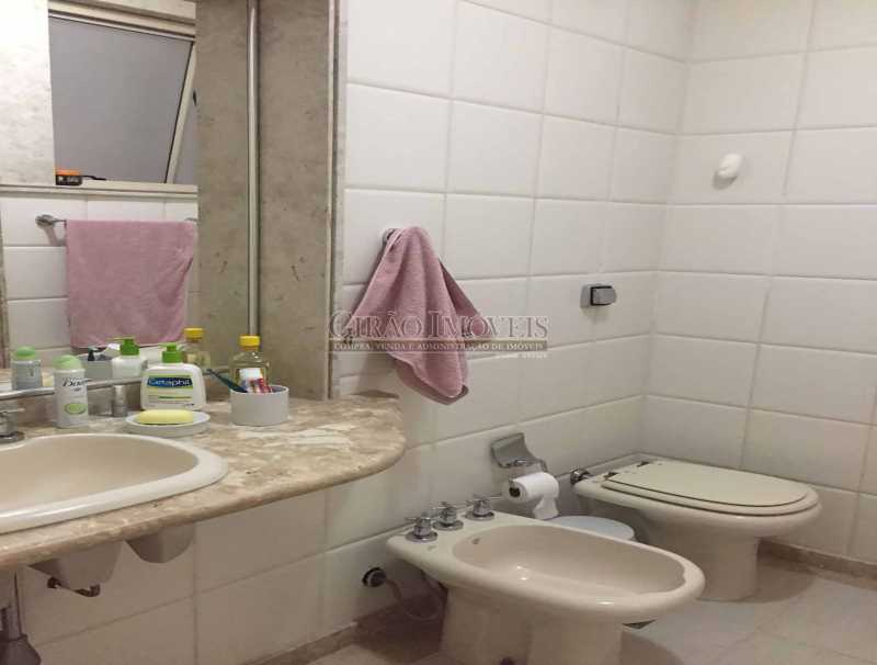 Conheça 14 - Banheiro suíte - paisage do imóvel - Apartamento À Venda - Copacabana - Rio de Janeiro - RJ - GIAP30919 - 15 14 - Banheiro suíte - paisage - Apartamento À Venda - Copacabana - Rio de Janeiro - RJ - GIAP30919 - 15