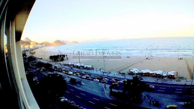 Conheça unnamed 2 do imóvel - Atlântica. Frente, andar alto e vista panorâmica mar. Composto por duas salas interligadas com sinteco em madeira de lei e varanda interna, hall de entrada,4 espaçosos quartos sendo um suite master com banheira, copa e cozinha com armários planejados e ba - GIAP40198 - 8 unnamed 2 - Atlântica. Frente, andar alto e vista panorâmica mar. Composto por duas salas interligadas com sinteco em madeira de lei e varanda interna, hall de entrada,4 espaçosos quartos sendo um suite master com banheira, copa e cozinha com armários planejados e ba - GIAP40198 - 8