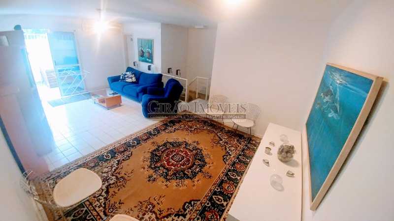 Conheça SALA SEGUNDO PISO do imóvel - Oportunidade no coração de Laranjeiras Cobertura Duplex. Em condomínio dispondo total infraestrutura, Piscina e 2 vagas de garagem. Poucos minutos do metrô - GICO40056 - 18 SALA SEGUNDO PISO - Oportunidade no coração de Laranjeiras Cobertura Duplex. Em condomínio dispondo total infraestrutura, Piscina e 2 vagas de garagem. Poucos minutos do metrô - GICO40056 - 18