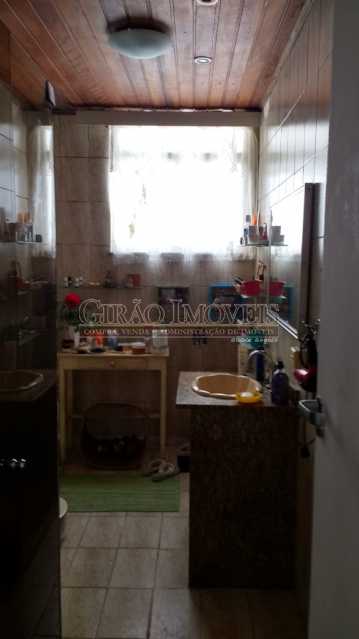 Conheça banheiro3. do imóvel - Cobertura duplex em Ipanema, por este preço? composta por:1 pavimento: salão em 2 ambientes, 2 quartos, escada linear, banheiro social, cozinha com área de serviço, dependência completa de empregada. 2 pavimento: 1 suíte, amplo terraço com vista livre, e - GICO30073 - 14 banheiro3. - Cobertura duplex em Ipanema, por este preço? composta por:1 pavimento: salão em 2 ambientes, 2 quartos, escada linear, banheiro social, cozinha com área de serviço, dependência completa de empregada. 2 pavimento: 1 suíte, amplo terraço com vista livre, e - GICO30073 - 14