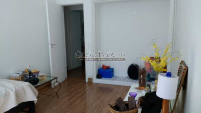 Conheça quarto 3. do imóvel - Cobertura duplex em Ipanema, por este preço? composta por:1 pavimento: salão em 2 ambientes, 2 quartos, escada linear, banheiro social, cozinha com área de serviço, dependência completa de empregada. 2 pavimento: 1 suíte, amplo terraço com vista livre, e - GICO30073 - 19 quarto 3. - Cobertura duplex em Ipanema, por este preço? composta por:1 pavimento: salão em 2 ambientes, 2 quartos, escada linear, banheiro social, cozinha com área de serviço, dependência completa de empregada. 2 pavimento: 1 suíte, amplo terraço com vista livre, e - GICO30073 - 19