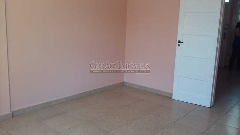 Conheça Quarto do imóvel - Copacabana, Posto 4 vista parcial mar, próximo metrô, comércio, apartamento reformado, claro, andar alto, arejado, composto de sala, quarto, banheiro com box blindex instalação para máquina de lavar roupas, cozinha cabe geladeira e fogão de 2 bocas. Préd - GIAP10498 - 11 Quarto - Copacabana, Posto 4 vista parcial mar, próximo metrô, comércio, apartamento reformado, claro, andar alto, arejado, composto de sala, quarto, banheiro com box blindex instalação para máquina de lavar roupas, cozinha cabe geladeira e fogão de 2 bocas. Préd - GIAP10498 - 11