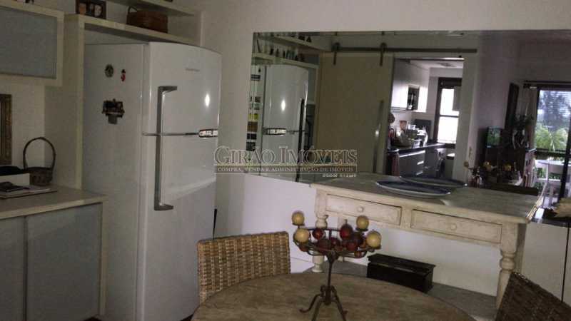 Conheça 13 do imóvel - Quarto e sala com vaga de garagem na escritura. - GIAP10687 - 15 13 - Quarto e sala com vaga de garagem na escritura. - GIAP10687 - 15