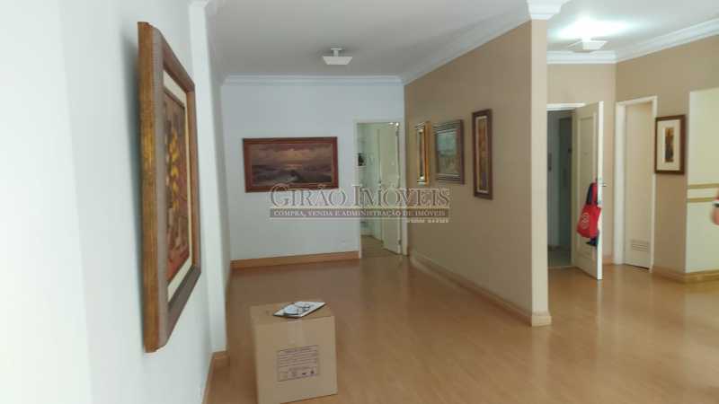 Conheça 3 do imóvel - Um sonho no Leblon!! 03 quartos(01 suíte), vaga de garagem na escritura. Liberdade e conforto. - GIAP31508 - 4 3 - Um sonho no Leblon!! 03 quartos(01 suíte), vaga de garagem na escritura. Liberdade e conforto. - GIAP31508 - 4