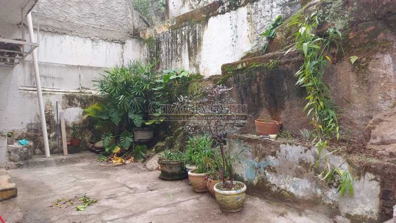 Conheça 24 do imóvel - Excelente casa em Laranjeiras, tombada pelo decreto de César Maia(1997), 03 quartos, servindo para moradia ou comércio. - GICA30017 - 25 24 - Excelente casa em Laranjeiras, tombada pelo decreto de César Maia(1997), 03 quartos, servindo para moradia ou comércio. - GICA30017 - 25