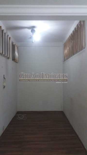 Conheça 2 do imóvel - Sala e quarto, tipo Loft. Estava em obras e todo o material ficará no imóvel. - GIAP10700 - 3 2 - Sala e quarto, tipo Loft. Estava em obras e todo o material ficará no imóvel. - GIAP10700 - 3