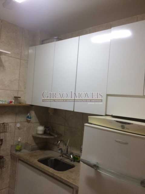 Conheça 17 do imóvel - Oportunidade!! Raro apartamento, Posto 10, sala, quarto, com vaga de garagem na escritura. - GIAP10702 - 21 17 - Oportunidade!! Raro apartamento, Posto 10, sala, quarto, com vaga de garagem na escritura. - GIAP10702 - 21