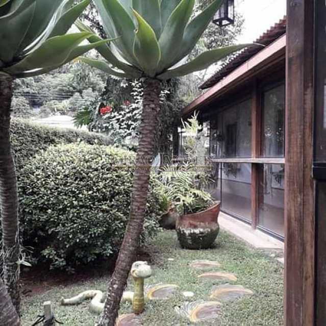 Conheça 28 do imóvel - Casa em condomínio, porteiro 24 horas, luxuosa, 04 suítes, cozinha americana, lavanderia, despensa, lareira, forno a lenha. - GICN40014 - 30 28 - Casa em condomínio, porteiro 24 horas, luxuosa, 04 suítes, cozinha americana, lavanderia, despensa, lareira, forno a lenha. - GICN40014 - 30