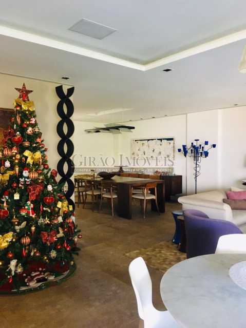 Conheça 3 do imóvel - Apartamento reformado com 03 suítes (01 master com closet), sala 02 ambientes avarandada, cozinha planejada, 2 dependências completas, 3 vagas na escritura. - GIAP31546 - 5 3 - Apartamento reformado com 03 suítes (01 master com closet), sala 02 ambientes avarandada, cozinha planejada, 2 dependências completas, 3 vagas na escritura. - GIAP31546 - 5