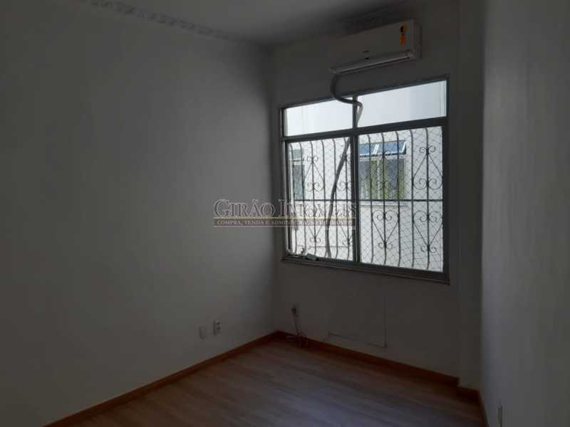 Conheça 4 do imóvel - 02 quartos no Flamengo, silencioso, arejado, próximo ao metrô, comércio no entorno, portaria 24 horas. - GIAP21310 - 5 4 - 02 quartos no Flamengo, silencioso, arejado, próximo ao metrô, comércio no entorno, portaria 24 horas. - GIAP21310 - 5