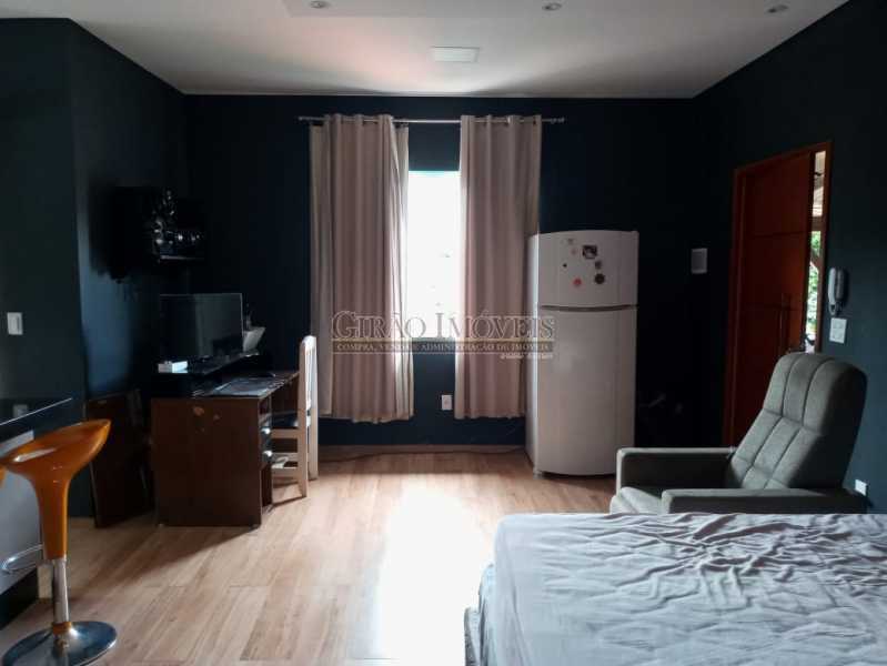 Conheça Sala/Quarto apto 2 piso do imóvel - Casa à venda Rua da Graça,Olaria, Nova Friburgo - R$ 609.000 - GICA50010 - 8 Sala/Quarto apto 2 piso - Casa à venda Rua da Graça,Olaria, Nova Friburgo - R$ 609.000 - GICA50010 - 8