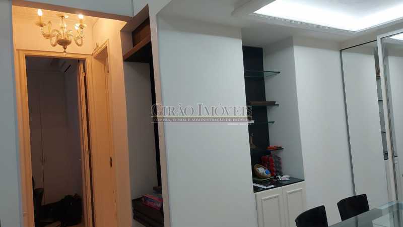 Conheça circulação e sala de jantar do imóvel - Dois quartos no Leblon - GIAP21344 - 6 circulação e sala de jantar - Dois quartos no Leblon - GIAP21344 - 6