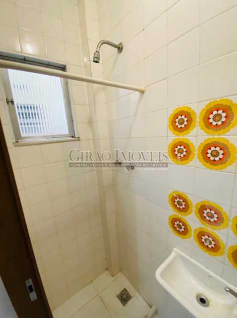 Conheça Banheiro de serviço. do imóvel - Lindo apartamento no Leblon - GIAP31628 - 28 Banheiro de serviço. - Lindo apartamento no Leblon - GIAP31628 - 28