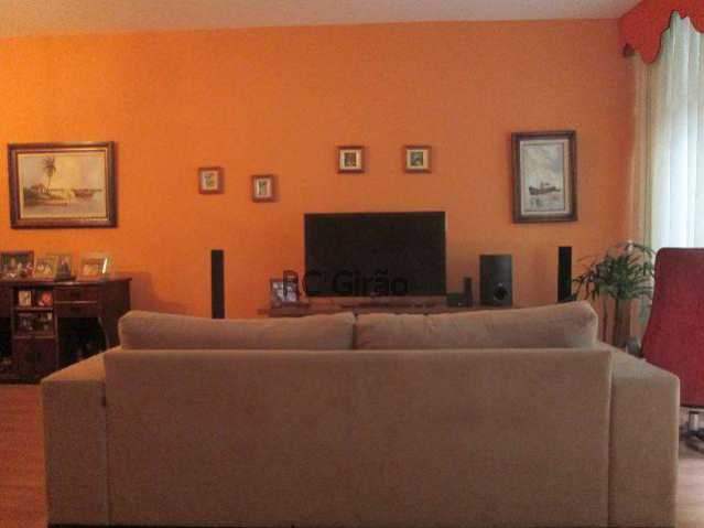 Conheça 2 do imóvel - Frente, andar médio, salão em 3 ambientes, 4 dormitorios, sendo 2 suites, e 1 closet, copacozinha gigante, dependencias completas, mais 2 banheiros sociais, planta de cinema, desafio achar um imovel com 4 banheiros em uma planta confortável, dependencias - GIAP40051 - 3 2 - Frente, andar médio, salão em 3 ambientes, 4 dormitorios, sendo 2 suites, e 1 closet, copacozinha gigante, dependencias completas, mais 2 banheiros sociais, planta de cinema, desafio achar um imovel com 4 banheiros em uma planta confortável, dependencias - GIAP40051 - 3