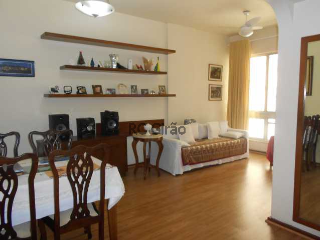 Conheça 1 do imóvel - Encontrei !!!! A partir de agora já posso pensar em me mudar. Apartamento com ótima localização, em Copacabana, edifício muito bem cuidado, portaria 24h, composto de 2 quartos com armários embutidos, 01 salão amplo em 02 ambientes (estar e jantar), 01 b - GIAP20192 - 16 1 - Encontrei !!!! A partir de agora já posso pensar em me mudar. Apartamento com ótima localização, em Copacabana, edifício muito bem cuidado, portaria 24h, composto de 2 quartos com armários embutidos, 01 salão amplo em 02 ambientes (estar e jantar), 01 b - GIAP20192 - 16