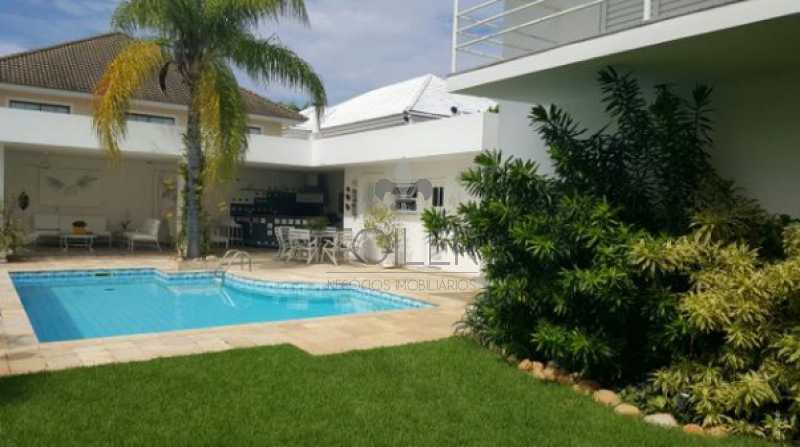 Conheça 01 do imóvel - Casa em Condomínio para venda e aluguel Rua Zeno Zani,Barra da Tijuca, Rio de Janeiro - R$ 4.300.000 - BT-ZZ4001 - 1 01 - Casa em Condomínio para venda e aluguel Rua Zeno Zani,Barra da Tijuca, Rio de Janeiro - R$ 4.300.000 - BT-ZZ4001 - 1