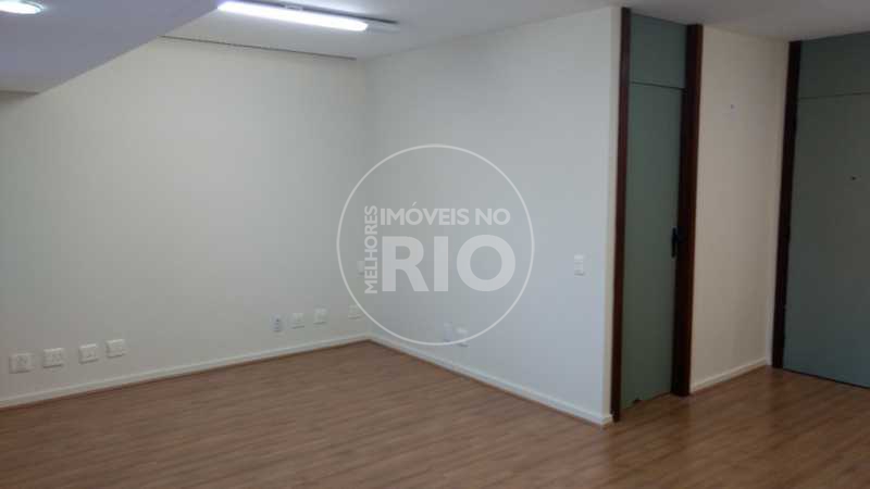 Conheça Melhores Imóveis no Rio do imóvel - Sala Comercial na Barra da Tijuca - SL0018 - 5 Melhores Imóveis no Rio - Sala Comercial na Barra da Tijuca - SL0018 - 5