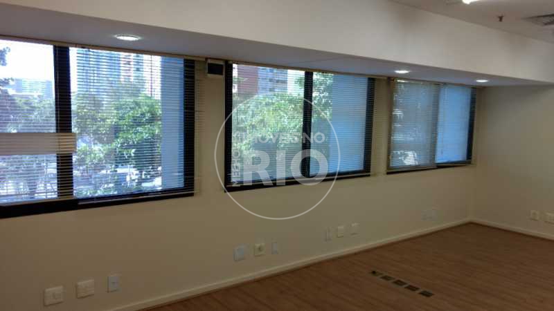 Conheça Melhores Imóveis no Rio do imóvel - Sala Comercial na Barra da Tijuca - SL0018 - 21 Melhores Imóveis no Rio - Sala Comercial na Barra da Tijuca - SL0018 - 21