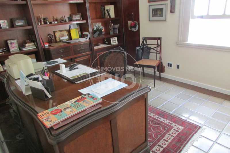 Conheça Imobiliária Casas na Barra do imóvel - Casa 4 quartos no Condomínio Jardim Barra da Tijuca - CB0562 - 14 Imobiliária Casas na Barra - Casa 4 quartos no Condomínio Jardim Barra da Tijuca - CB0562 - 14