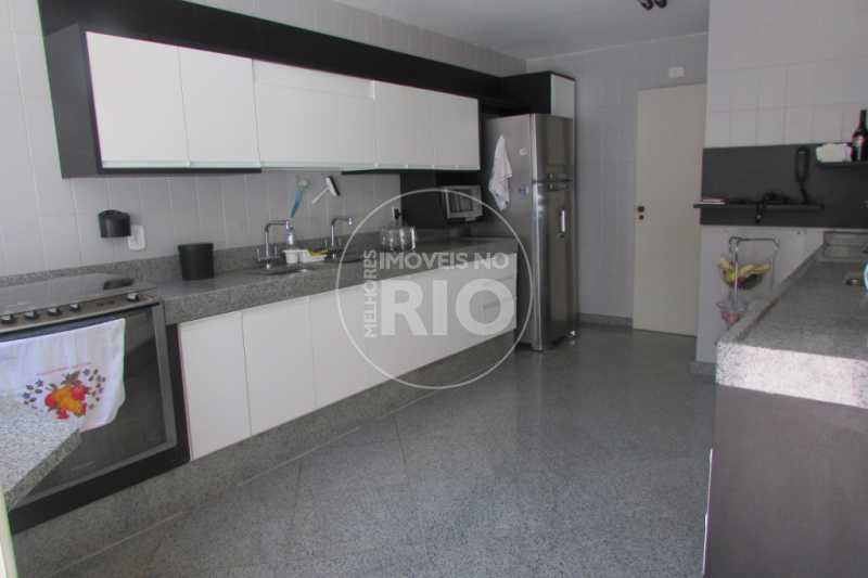 Conheça Imobiliária Casas na Barra do imóvel - Casa 4 quartos no Condomínio Jardim Barra da Tijuca - CB0562 - 23 Imobiliária Casas na Barra - Casa 4 quartos no Condomínio Jardim Barra da Tijuca - CB0562 - 23
