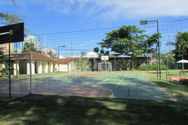 Conheça Imobiliária Casas na Barra do imóvel - Casa 4 quartos no Condomínio Jardim Barra da Tijuca - CB0562 - 26 Imobiliária Casas na Barra - Casa 4 quartos no Condomínio Jardim Barra da Tijuca - CB0562 - 26