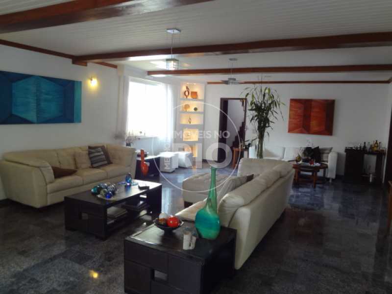 Conheça Melhores Imoveis no Rio do imóvel - Casa no Condomínio Pedra de Itaúna - CB0690 - 10 Melhores Imoveis no Rio - Casa no Condomínio Pedra de Itaúna - CB0690 - 10