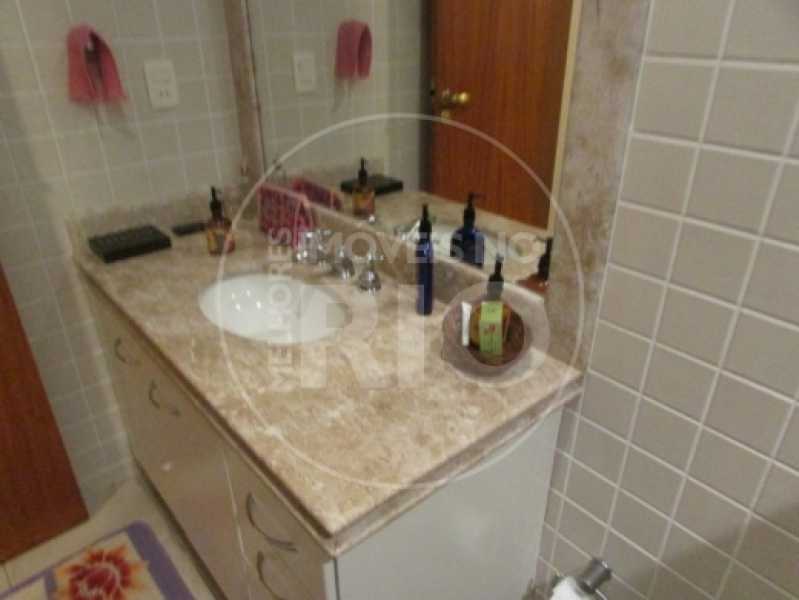 Conheça Melhores Imóveis no Rio do imóvel - Casa 5 quartos no Condomínio Interlagos de Itaúna - CB0272 - 18 Melhores Imóveis no Rio - Casa 5 quartos no Condomínio Interlagos de Itaúna - CB0272 - 18